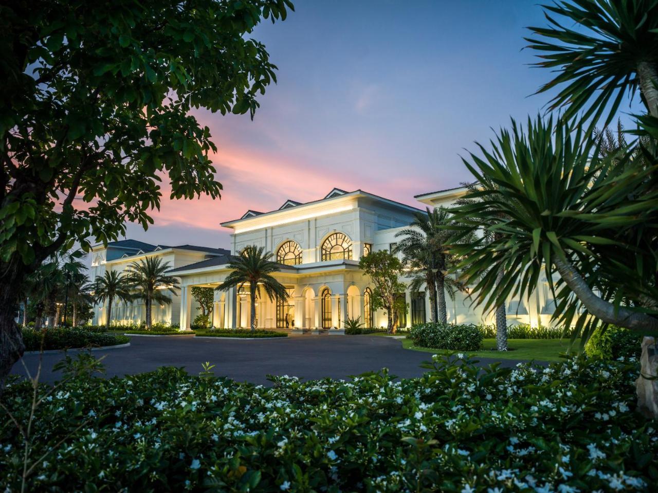 Melia Vinpearl Cam Ranh Beach Resort Εξωτερικό φωτογραφία